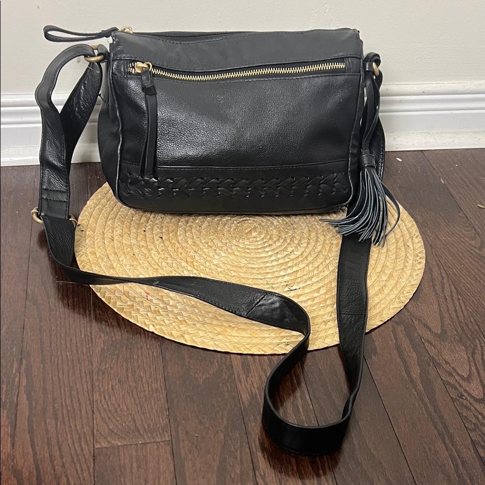 Vintage Elegant Boho Black Leather Crossbody Bag with Tassel